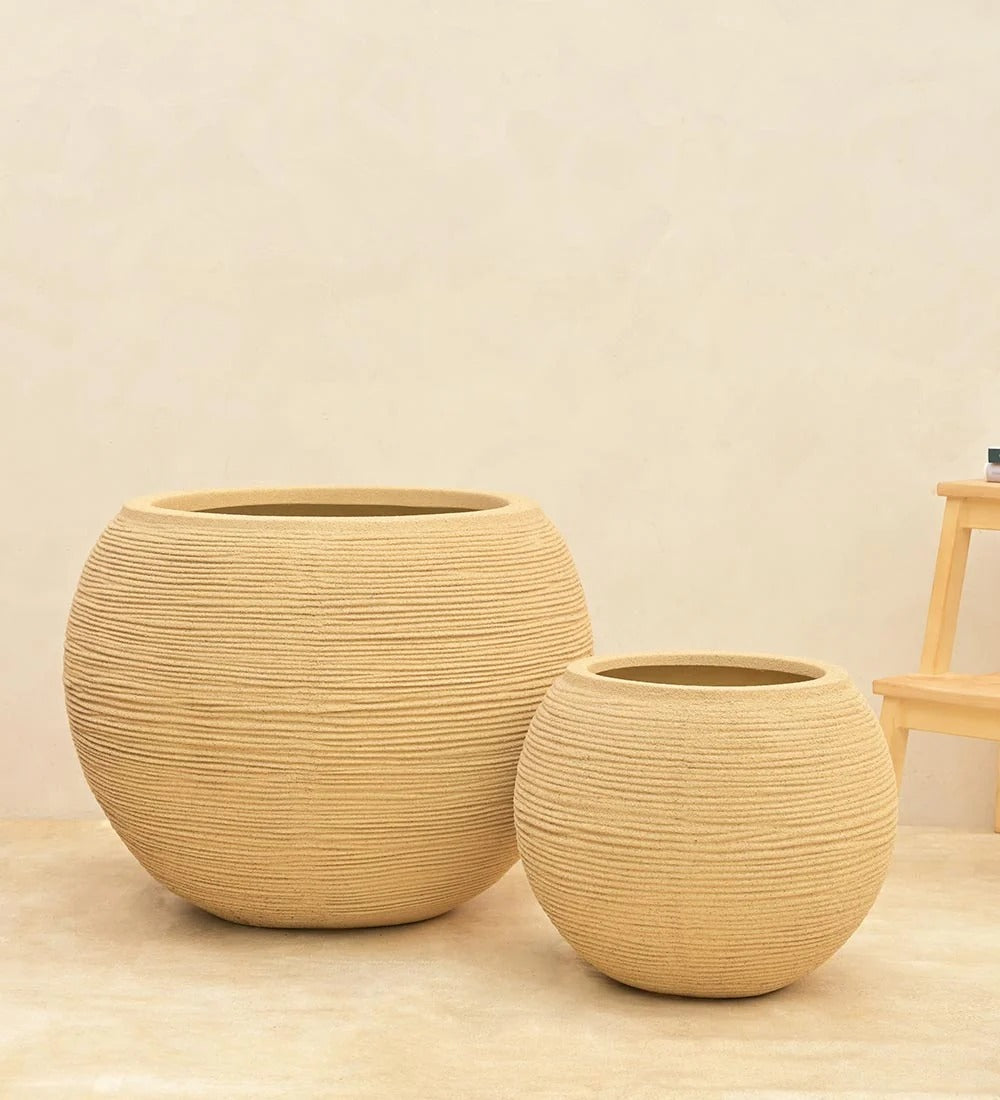 Set of 2 Modern Ribbed Decorative Planters – Large Indoor Flower Pots for Home & Garden